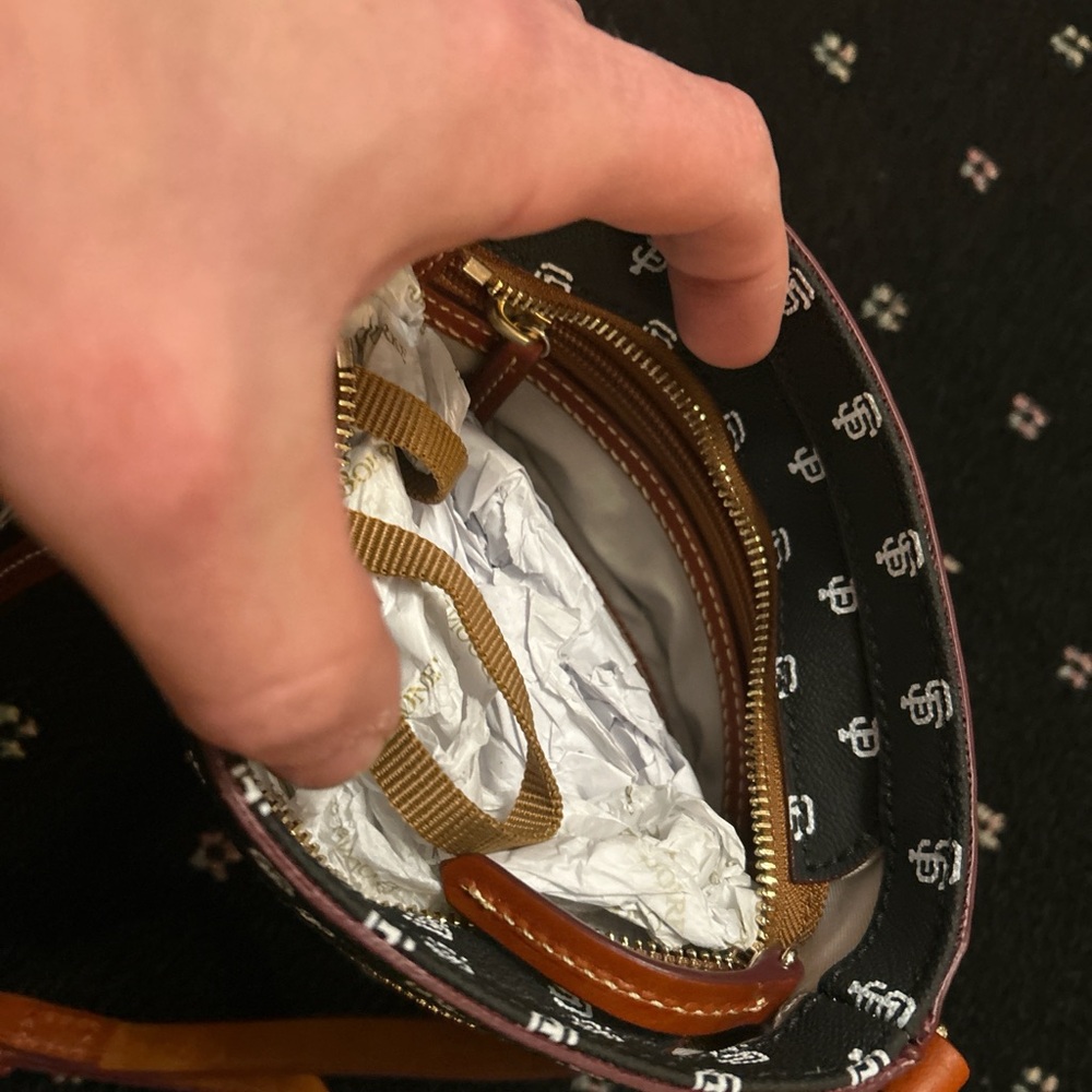 Dooney & Bourke Black and White Logo Crossbody Bag - Picture 4 of 4